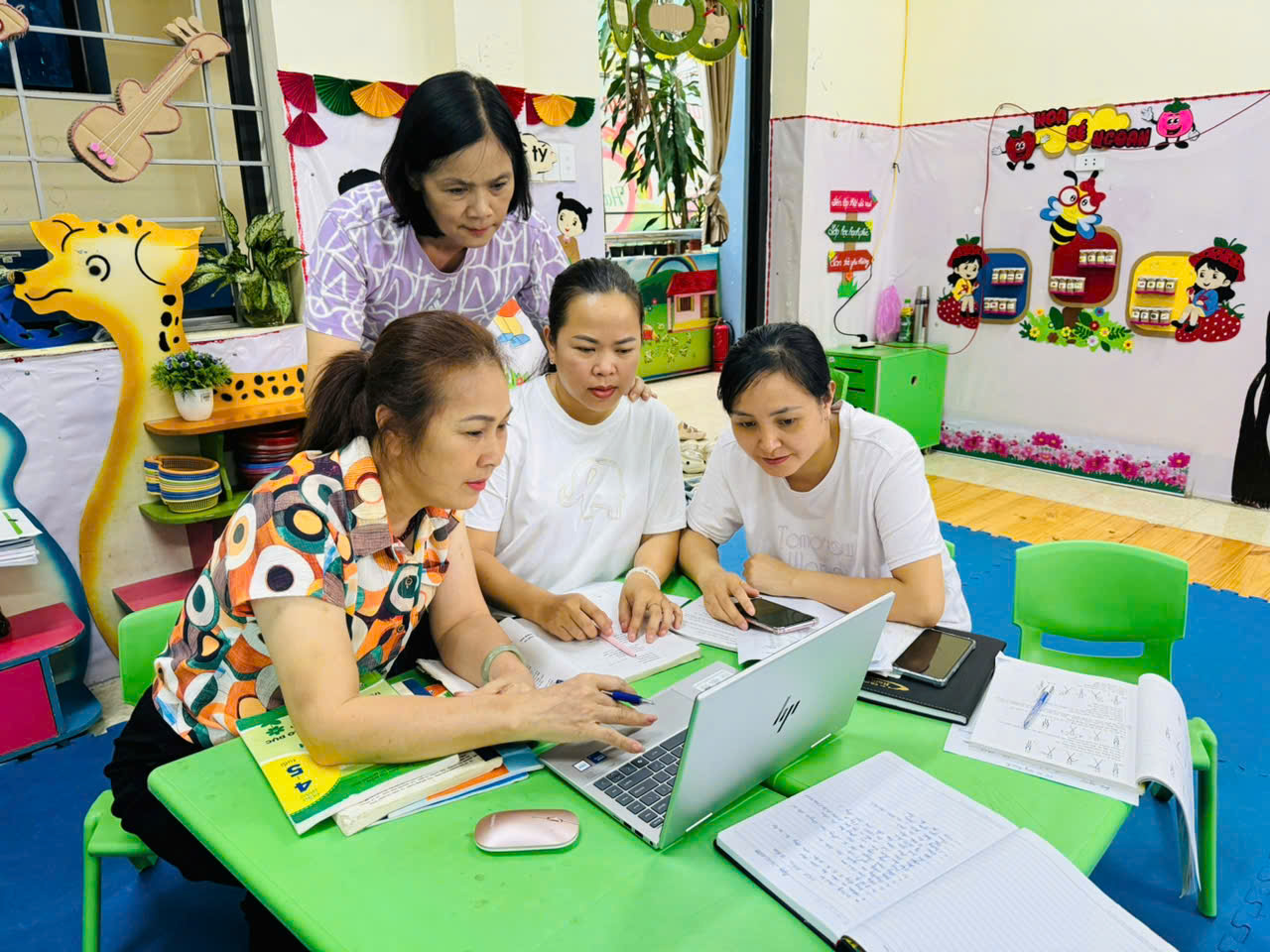 TRƯỜNG MẦM NON NAM THANH PHƯỜNG MƯỜNG THANH TĂNG CƯỜNG BỒI DƯỠNG CHUYÊN MÔN  ỨNG DỤNG TRÍ TUỆ NHÂN TẠO  ( AL) TRONG THIẾT KẾ BÀI GIẢNG CHO TRẺ